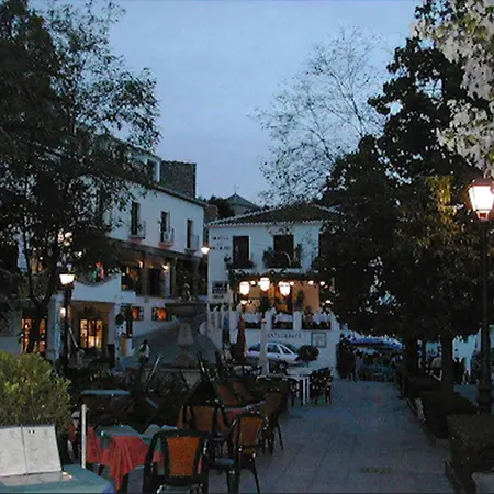 Hostal El Escudo de Mijas-2